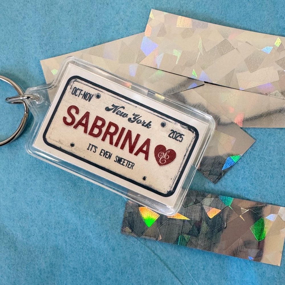 Sabrina Carpenter New York Keychain + Show Confetti